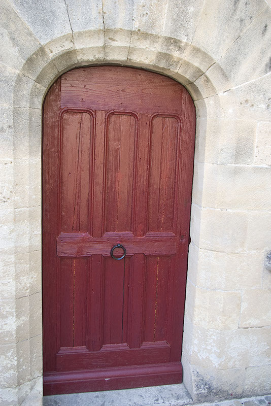 %_tempFileName37)%20Porte%20Rouge%20B%